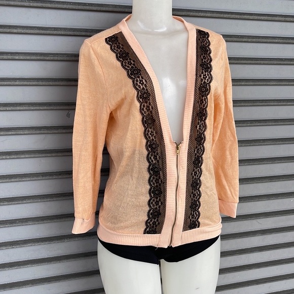Live To Be Spoiled Cardigan Sweater Zip Up Size L - Picture 3 of 9